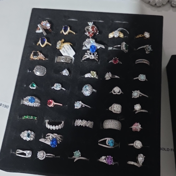 Assorted Women’s Fashion Rings Set in Mixed Colors - Picture 8 of 8